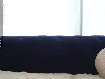 Lunatouch  live sex cam