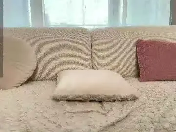 Lunatouch  live sex cam