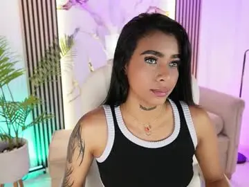 Meganlowell  live sex cam