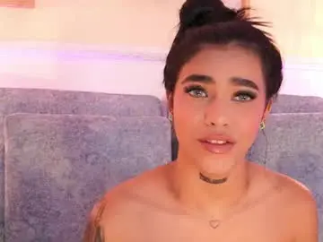 Meganlowell  live sex cam