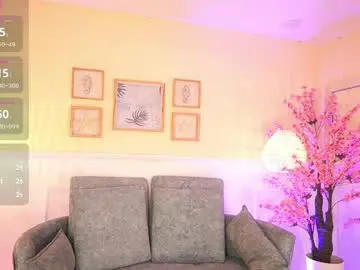 Meganlowell  live sex cam