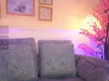 Meganlowell  live sex cam