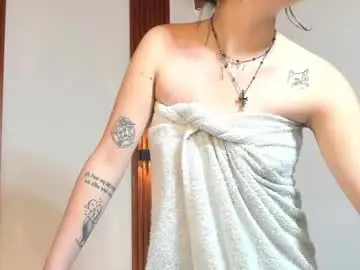 Oliviawolf3  live sex cam