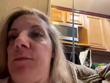Playful_trinity  live sex cam