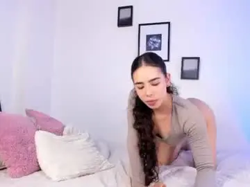 Queen_baby02  live sex cam