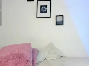 Queen_baby02  live sex cam