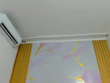 Renatabloom  live sex cam