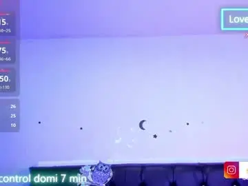 Sofiia_cute_  live sex cam