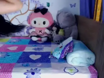 Yasminelove1  live sex cam