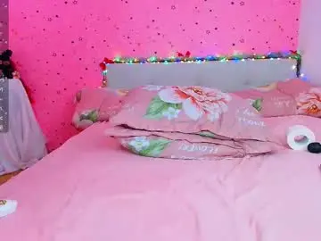 Yours_lisa  live sex cam