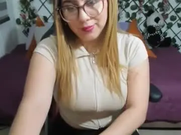 Antonella4you  live sex cam