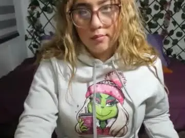 Antonella4you  live sex cam