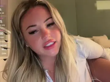Averybabyyx  live sex cam