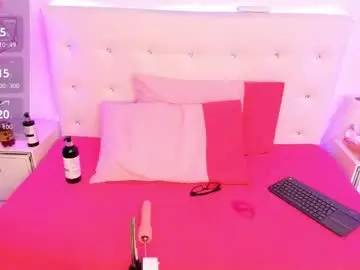 Candyhot_9  live sex cam