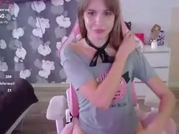 Emilia_mur_  live sex cam