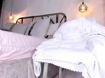 Jadee_j  live sex cam