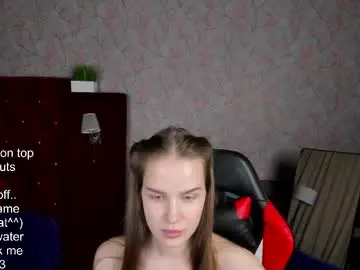 Kira_here_  live sex cam