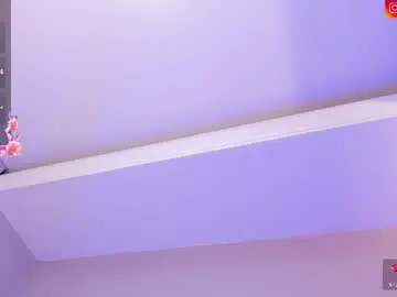 Lilith_petit_  live sex cam