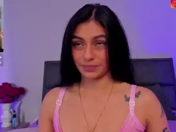 Lilith_petit_  live sex cam