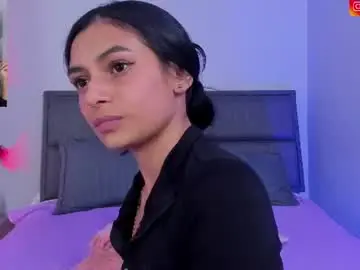 Lilith_petit_  live sex cam