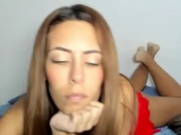 Scarletbrow  live sex cam