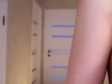 Sheenagear  live sex cam