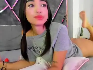 Staciemoon  live sex cam