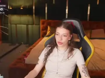 Suzansweet  live sex cam