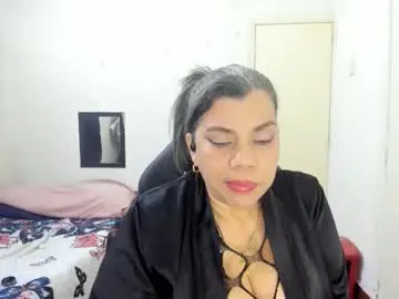 Vikyadams  live sex cam