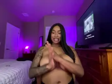 Adalynnfox  live sex cam