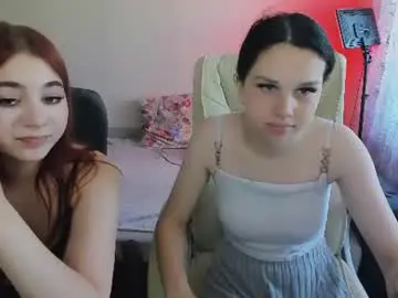 Adelina_xxx  live sex cam