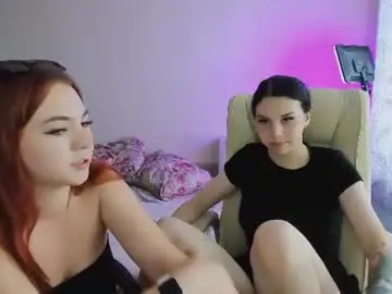 Adelina_xxx  live sex cam