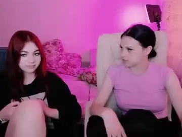 Adelina_xxx  live sex cam