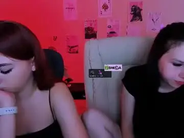 Adelina_xxx  live sex cam