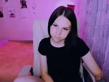 Adelina_xxx  live sex cam