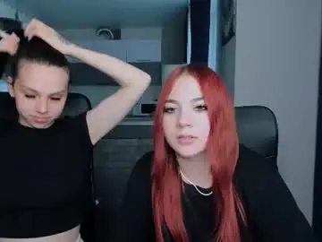 Adelina_xxx  live sex cam