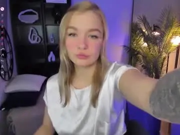 Bella_cosmos  live sex cam