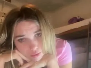 Bellaxrxx  live sex cam