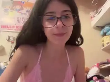 Brattymaddy1998  live sex cam