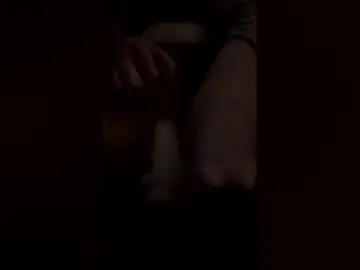 Breezy123111  live sex cam