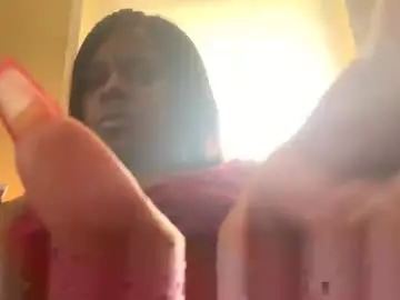 Brownnsugarluv  live sex cam