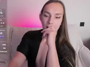 Goodnight_kitty  live sex cam