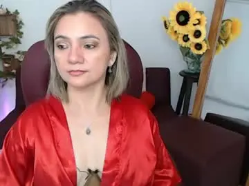 Lilly_milf  live sex cam