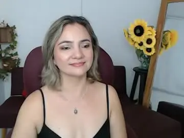 Lilly_milf  live sex cam