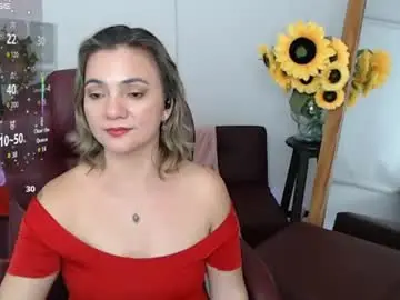 Lilly_milf  live sex cam