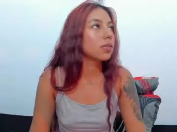 Maia_walker  live sex cam