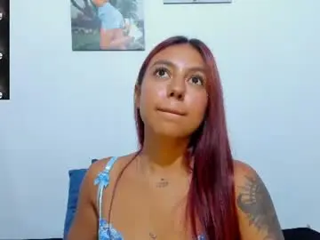 Maia_walker  live sex cam