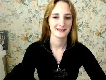 Milana_cutie_  live sex cam