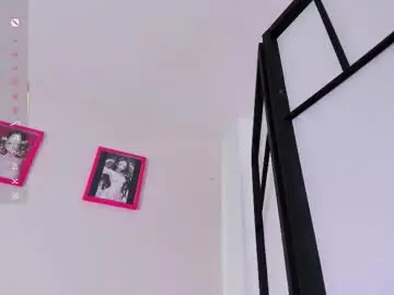 Missweetpeach  live sex cam