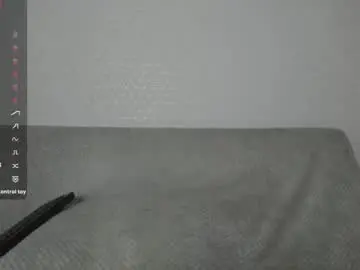 Missweetpeach  live sex cam